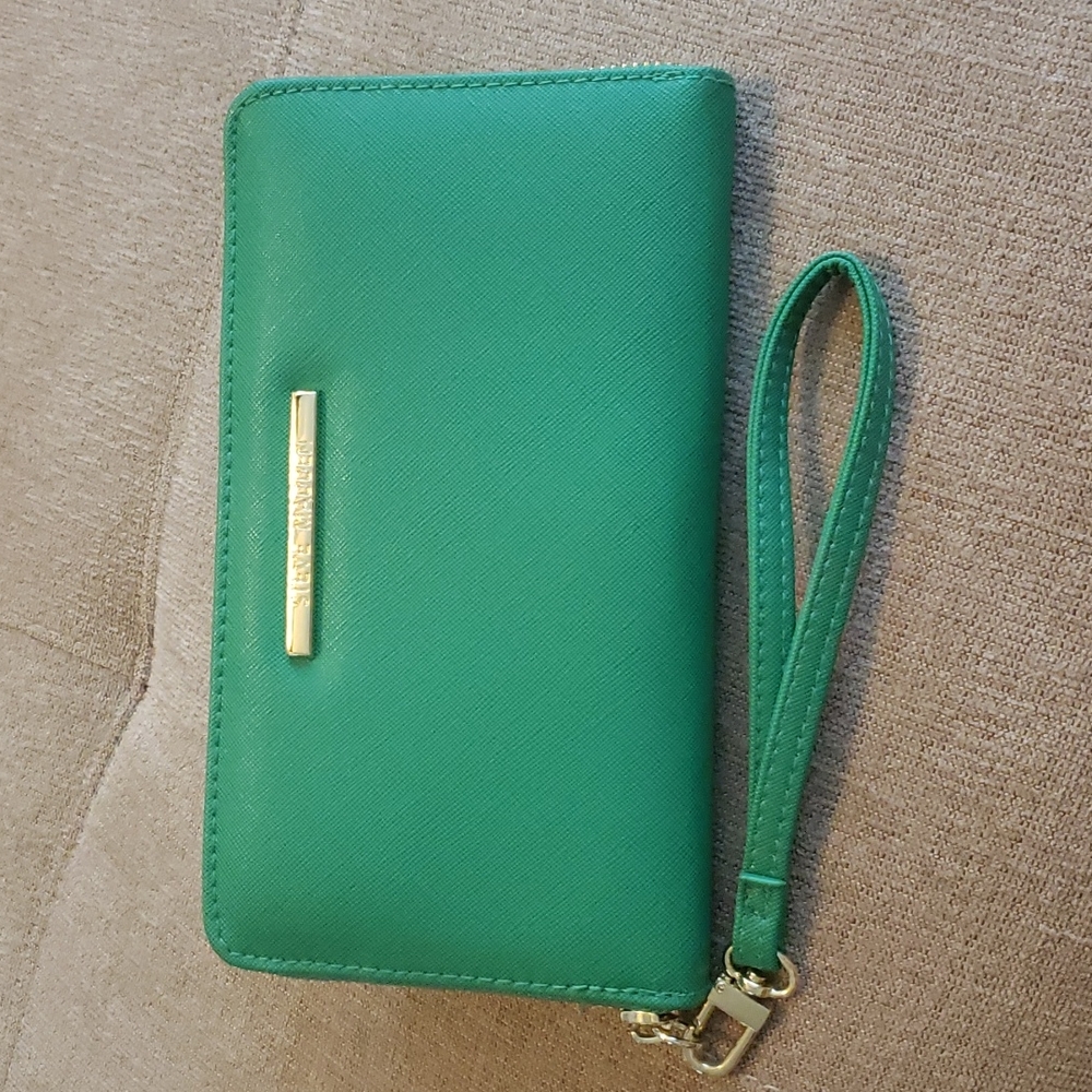 Steve Madden Green Wristlet Purse